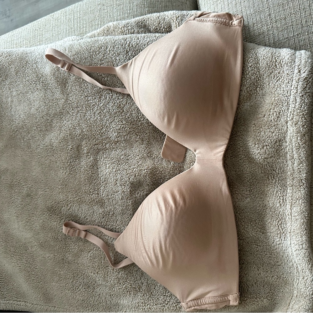 SKIMS Women's Nude Bra